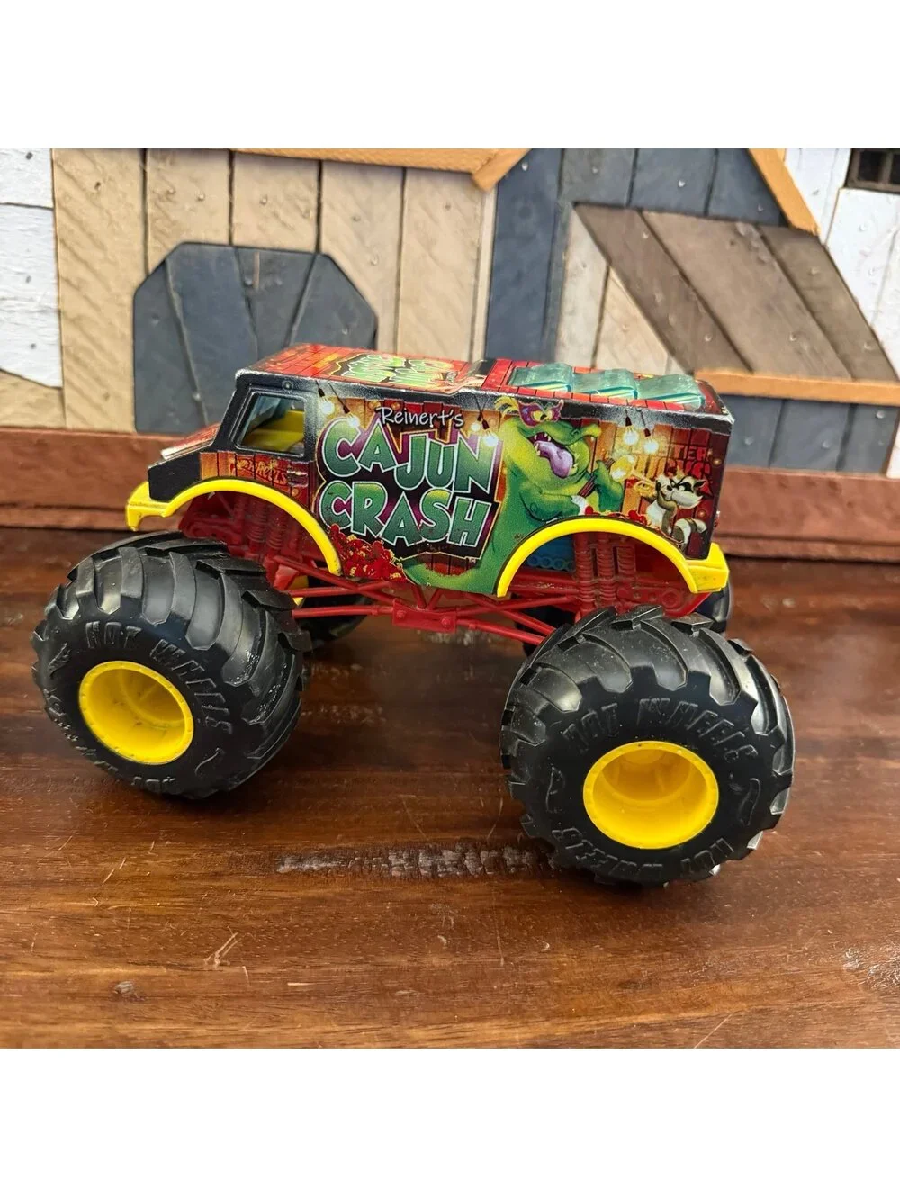 Hot Wheels Monster Trucks‎ Reinert's Cajun Crash 1:24 Scale